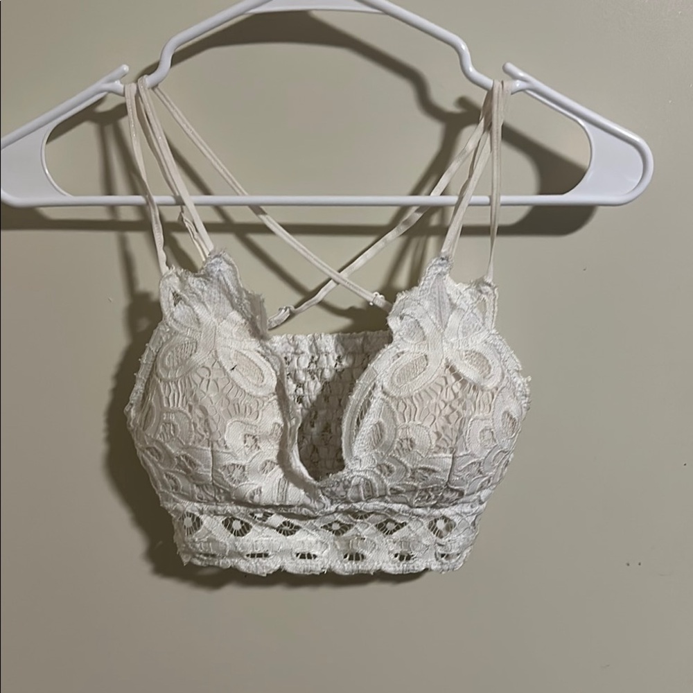 Elegant Lace Bralette in White